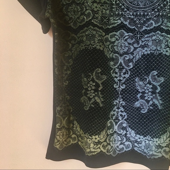 🖤 90s Crop Top 🖤 - Picture 3 of 6